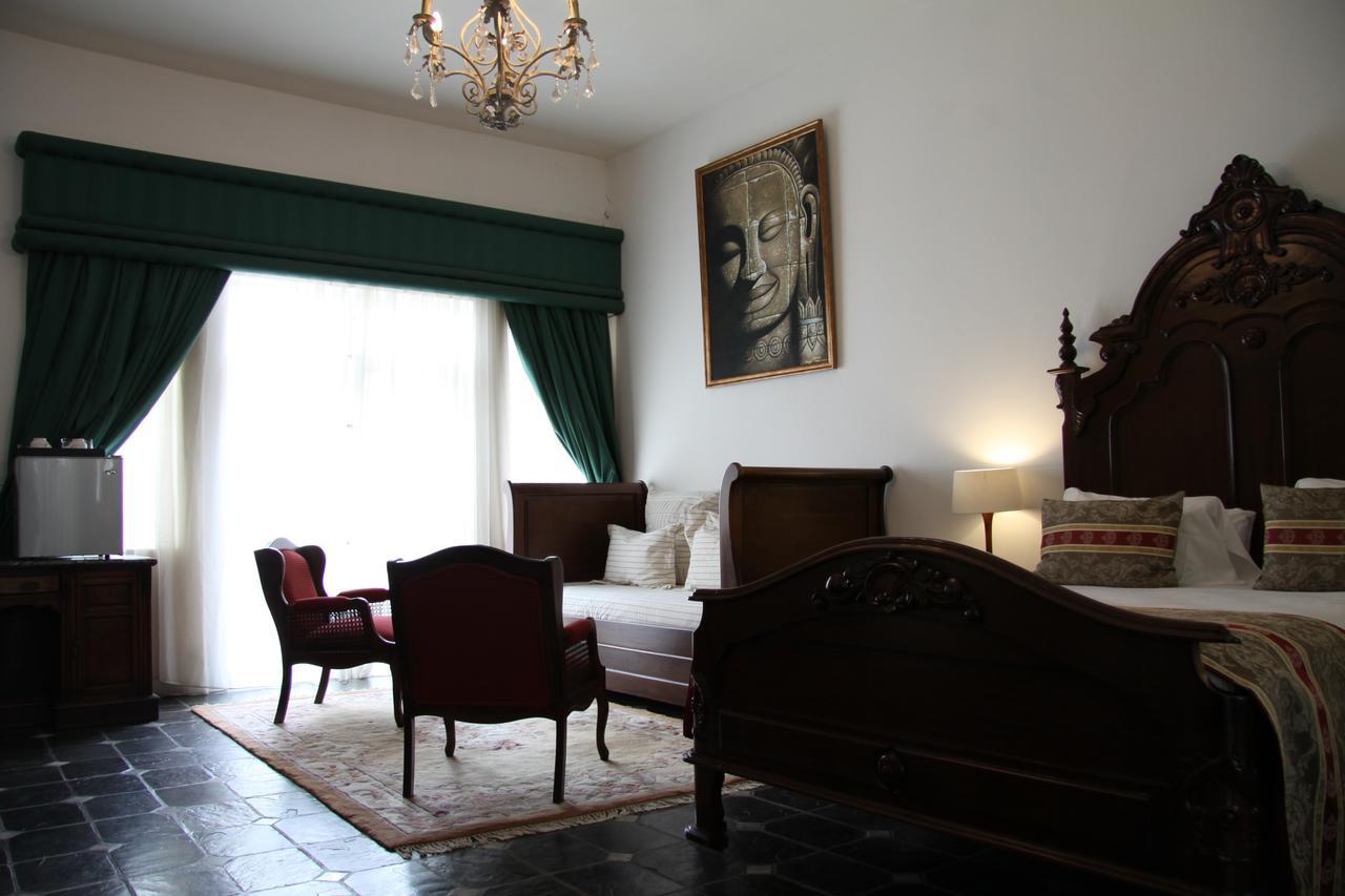 Capital House Boutique Hotel Претория Экстерьер фото