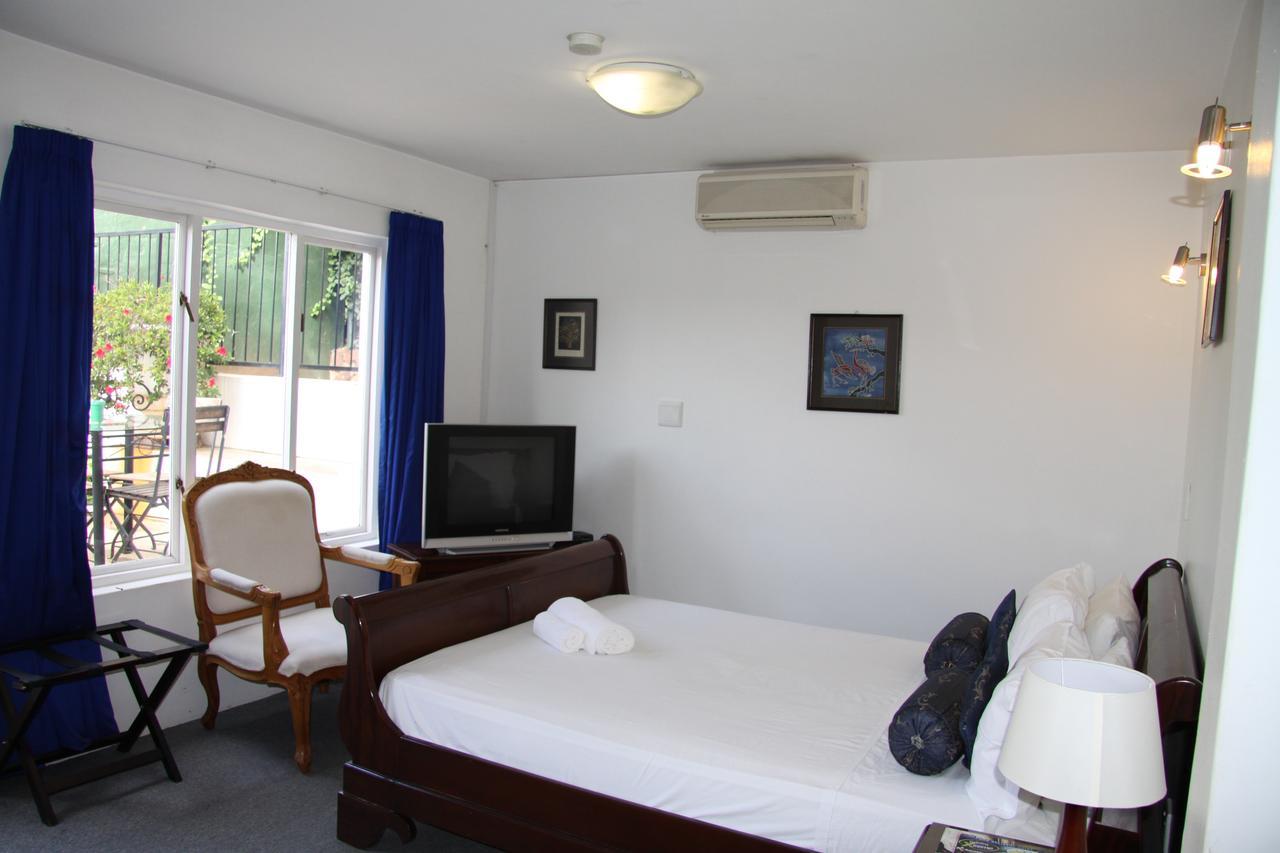 Capital House Boutique Hotel Претория Экстерьер фото