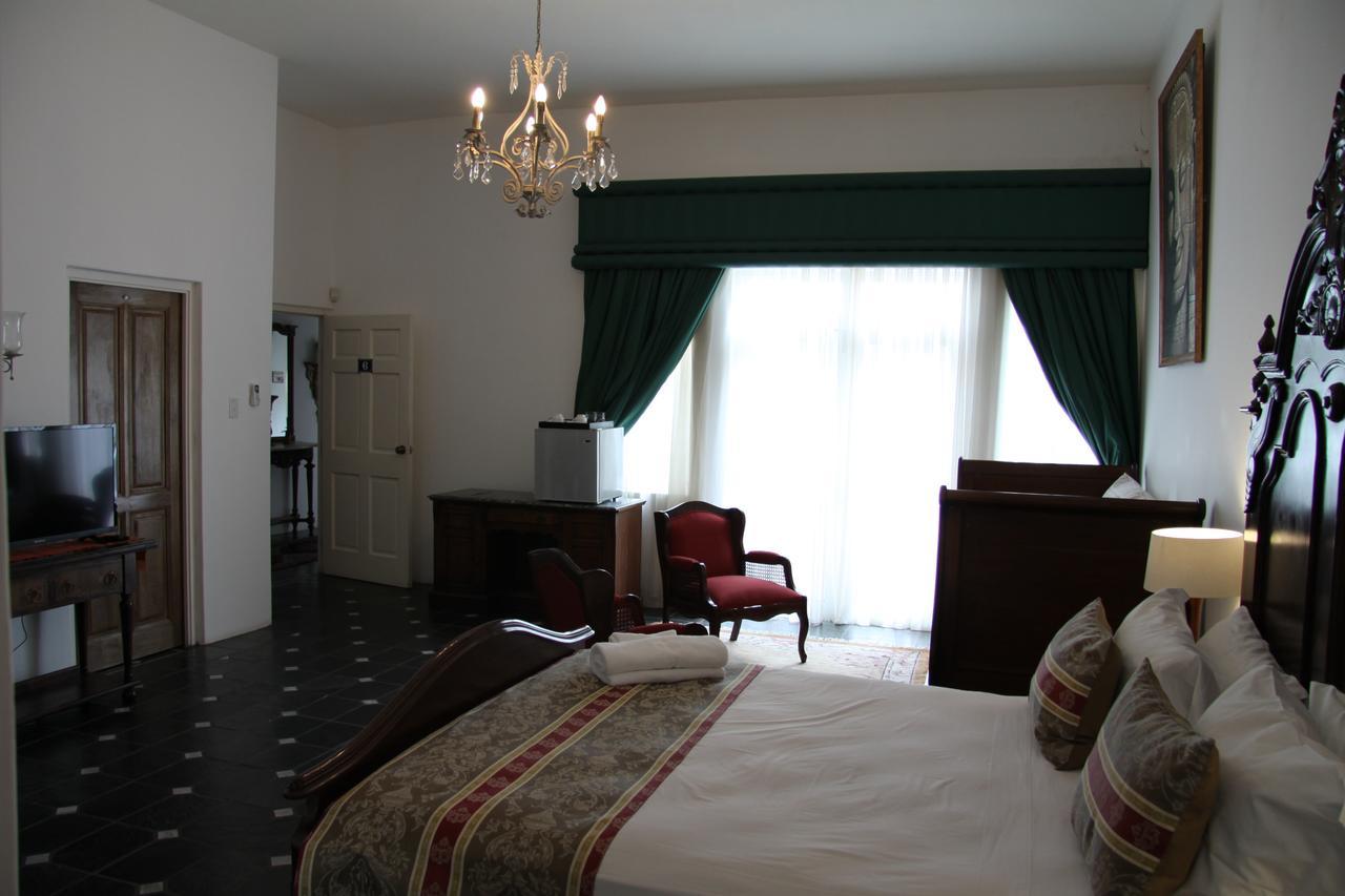 Capital House Boutique Hotel Претория Экстерьер фото