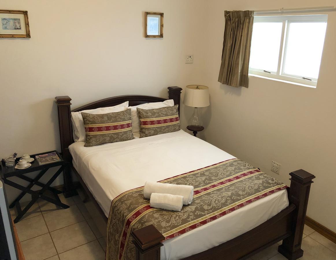 Capital House Boutique Hotel Претория Экстерьер фото