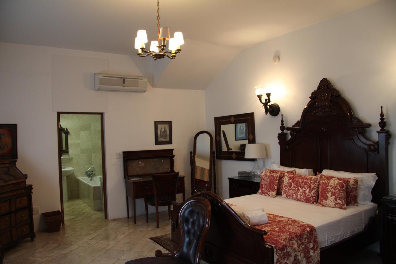 Capital House Boutique Hotel Претория Экстерьер фото