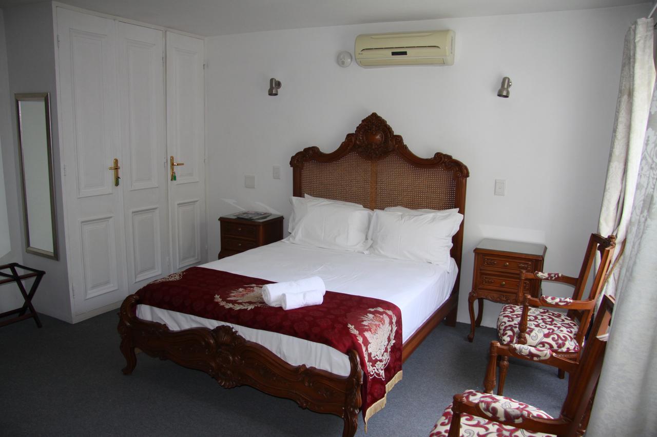 Capital House Boutique Hotel Претория Экстерьер фото