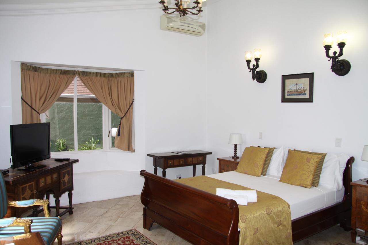 Capital House Boutique Hotel Претория Экстерьер фото