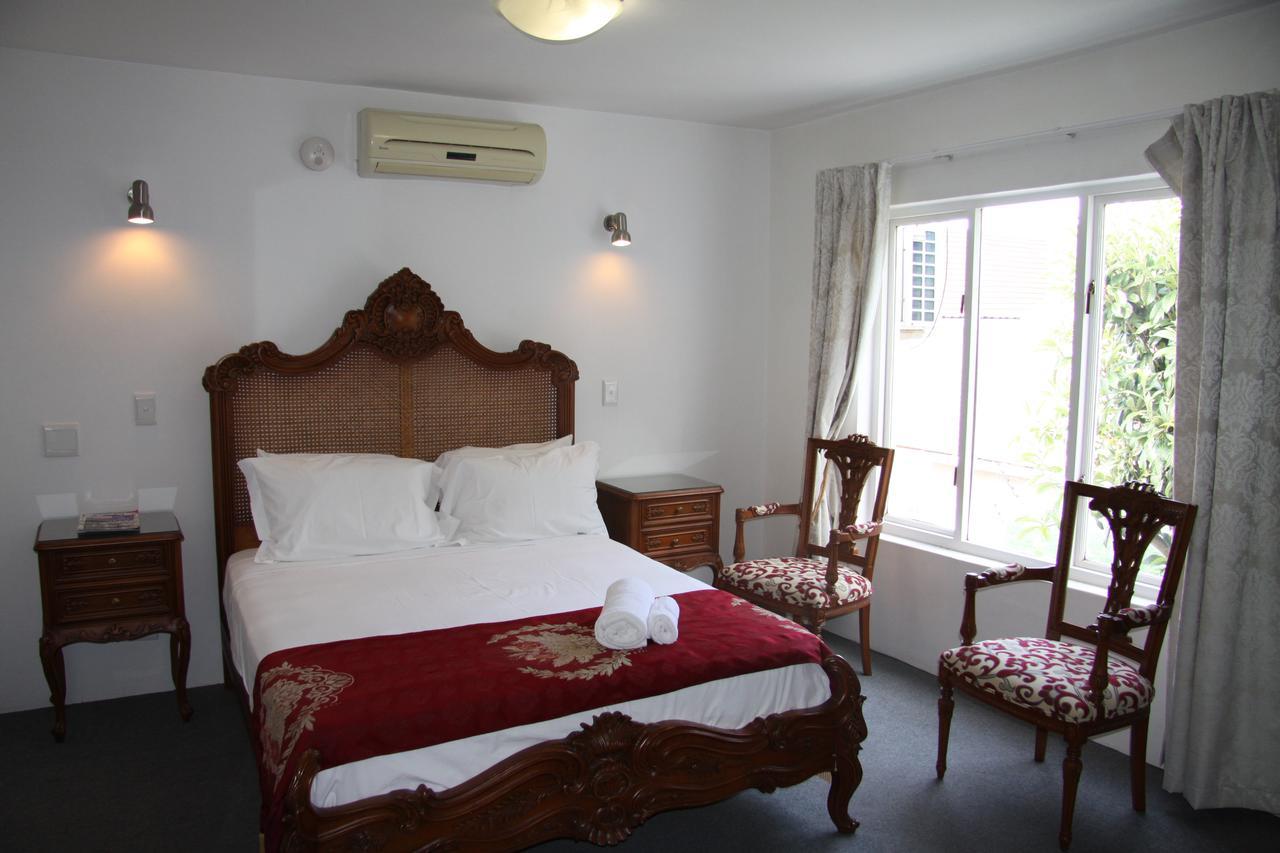 Capital House Boutique Hotel Претория Экстерьер фото