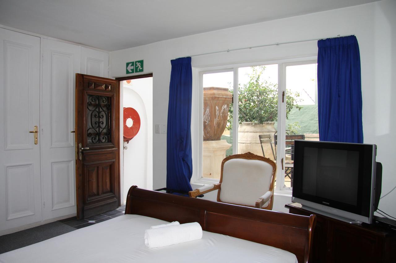 Capital House Boutique Hotel Претория Экстерьер фото