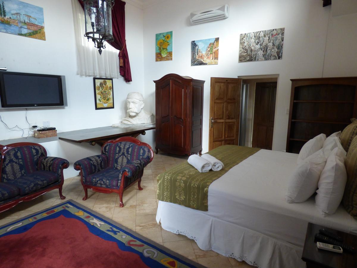 Capital House Boutique Hotel Претория Экстерьер фото