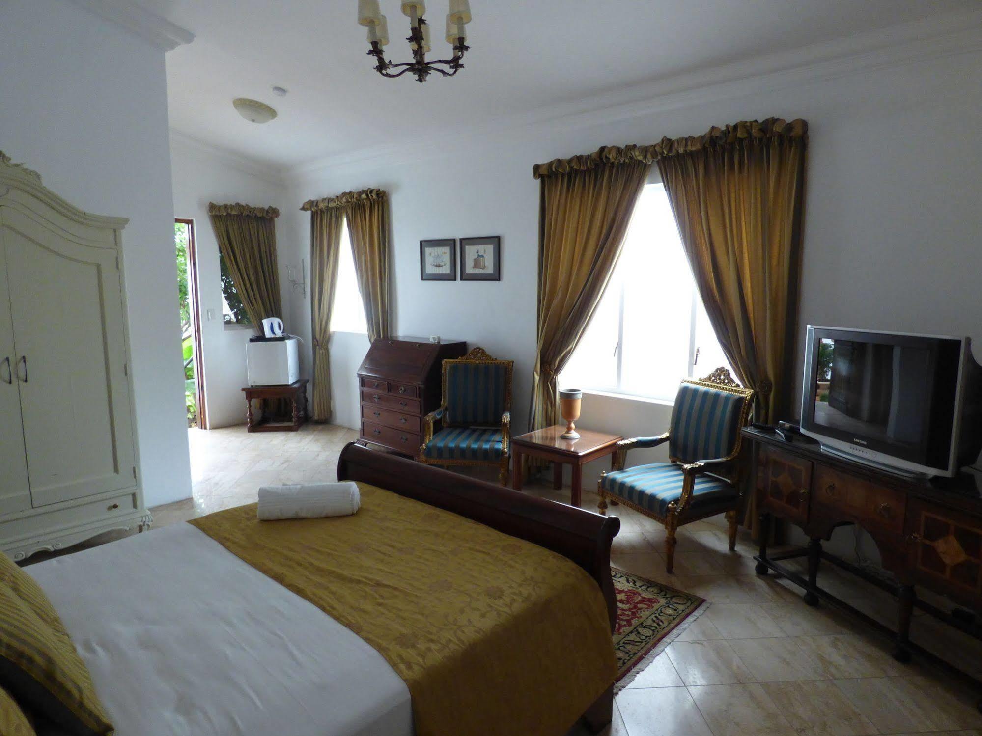 Capital House Boutique Hotel Претория Экстерьер фото