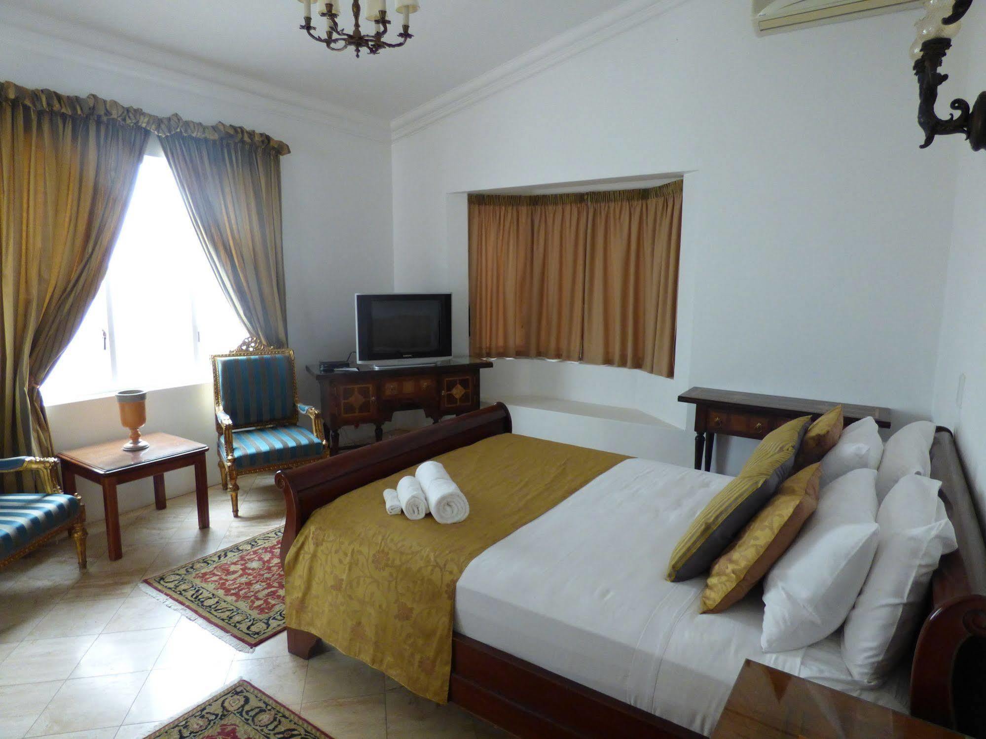 Capital House Boutique Hotel Претория Экстерьер фото