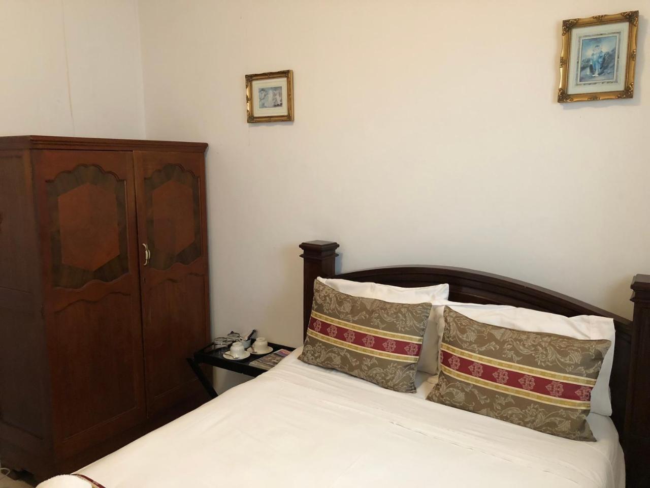 Capital House Boutique Hotel Претория Экстерьер фото
